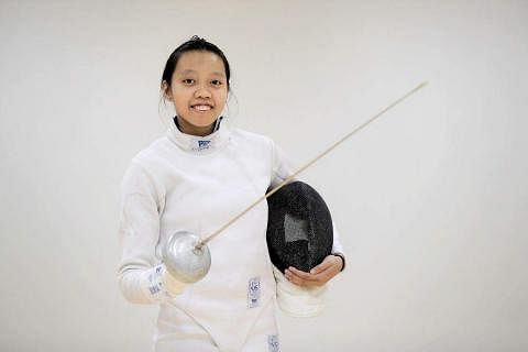 23岁的我国女子重剑好手可丽雅连续两次赢得奥运亚太区资格赛，拿到今年参加巴黎奥运的资格。（档案照片）